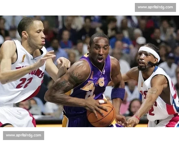 NBA总决赛湖人对决热火第四场全场回放精彩瞬间解析经典对抗完整版回顾