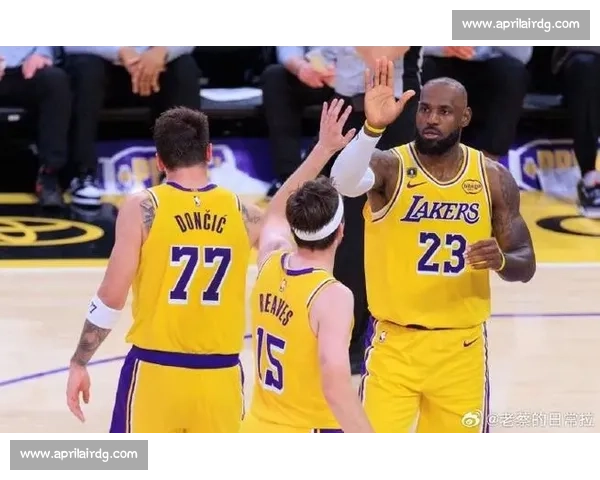 NBA总决赛湖人对阵热火最终比分几比几比赛走势与关键时刻回顾